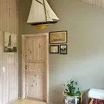 Modern Family House Near Mon Harbour
