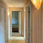 Modern Family House Near Mon Harbour Dom wakacyjny Askeby