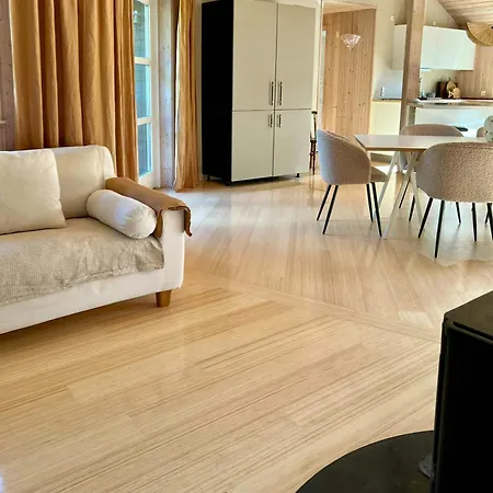 Modern Family House Near Mon Harbour Ore