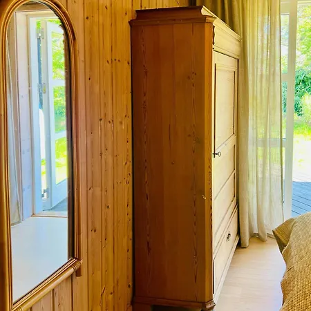 Modern Family House Near Mon Harbour * Ore