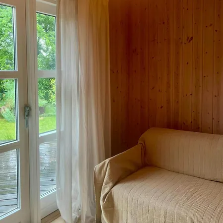 펜션 Modern Family House Near Mon Harbour Ore